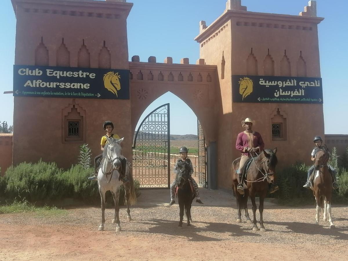 Dar Alfourssane Ferme D'Hote 우아르자자테 외부 사진