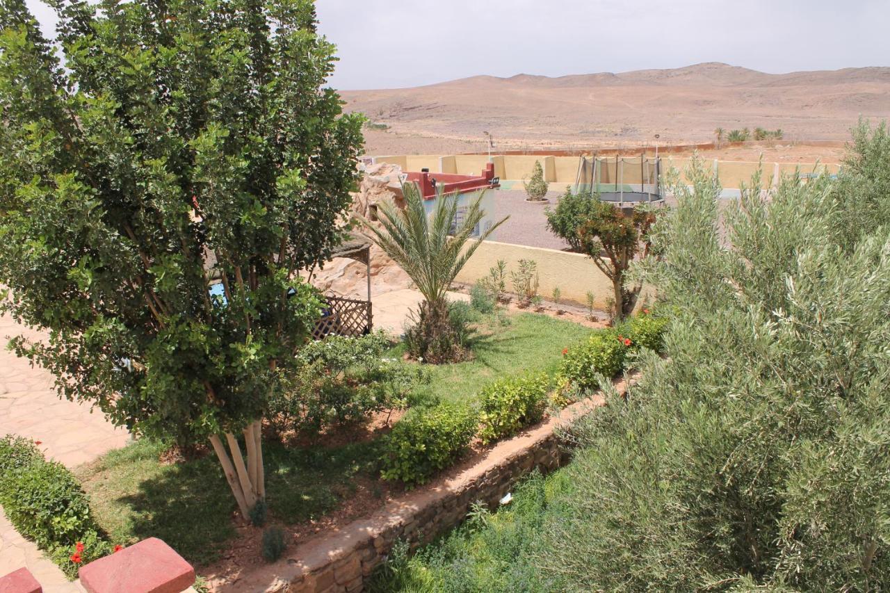 Dar Alfourssane Ferme D'Hote 우아르자자테 외부 사진