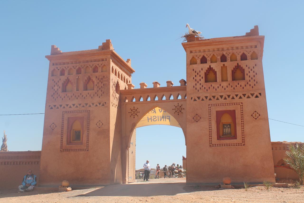Dar Alfourssane Ferme D'Hote 우아르자자테 외부 사진